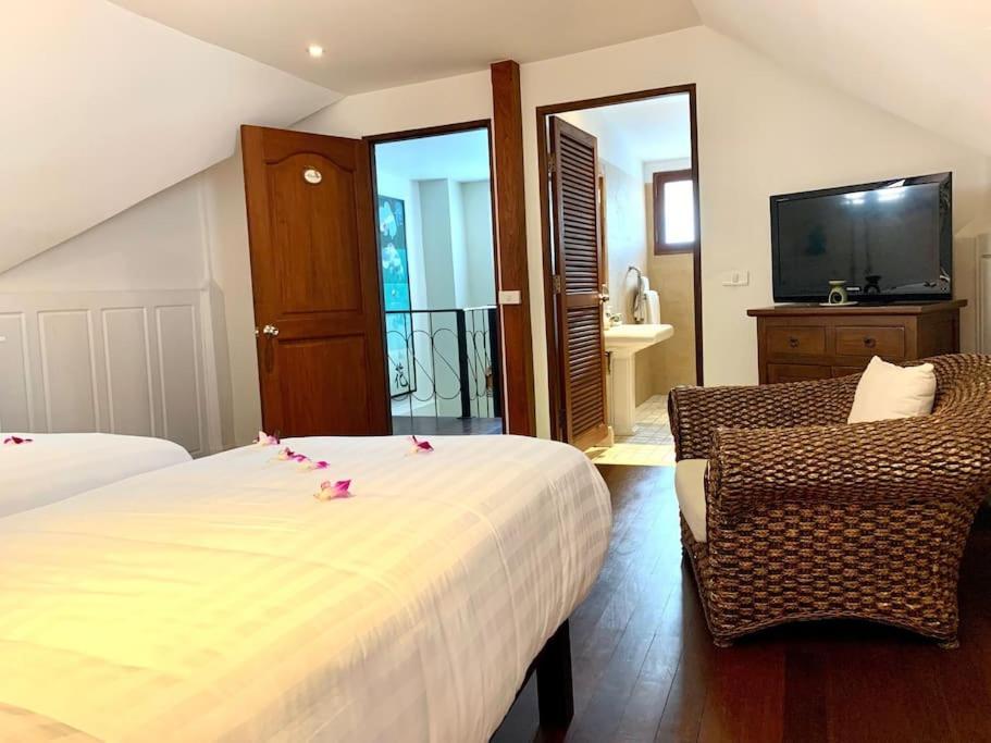 Beachfront Villa Charmant With Private Pool Szamuj-sziget Kültér fotó